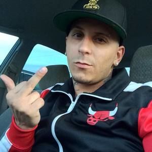 Meet your Posher, Yenier